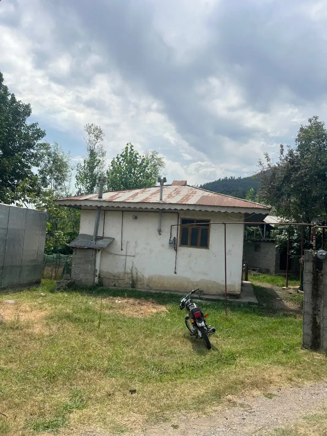 فروش خانه ویلای ۲۷۰متری پاه کوه جای دنج|فروش خانه و ویلا|شاندرمن, |دیوار