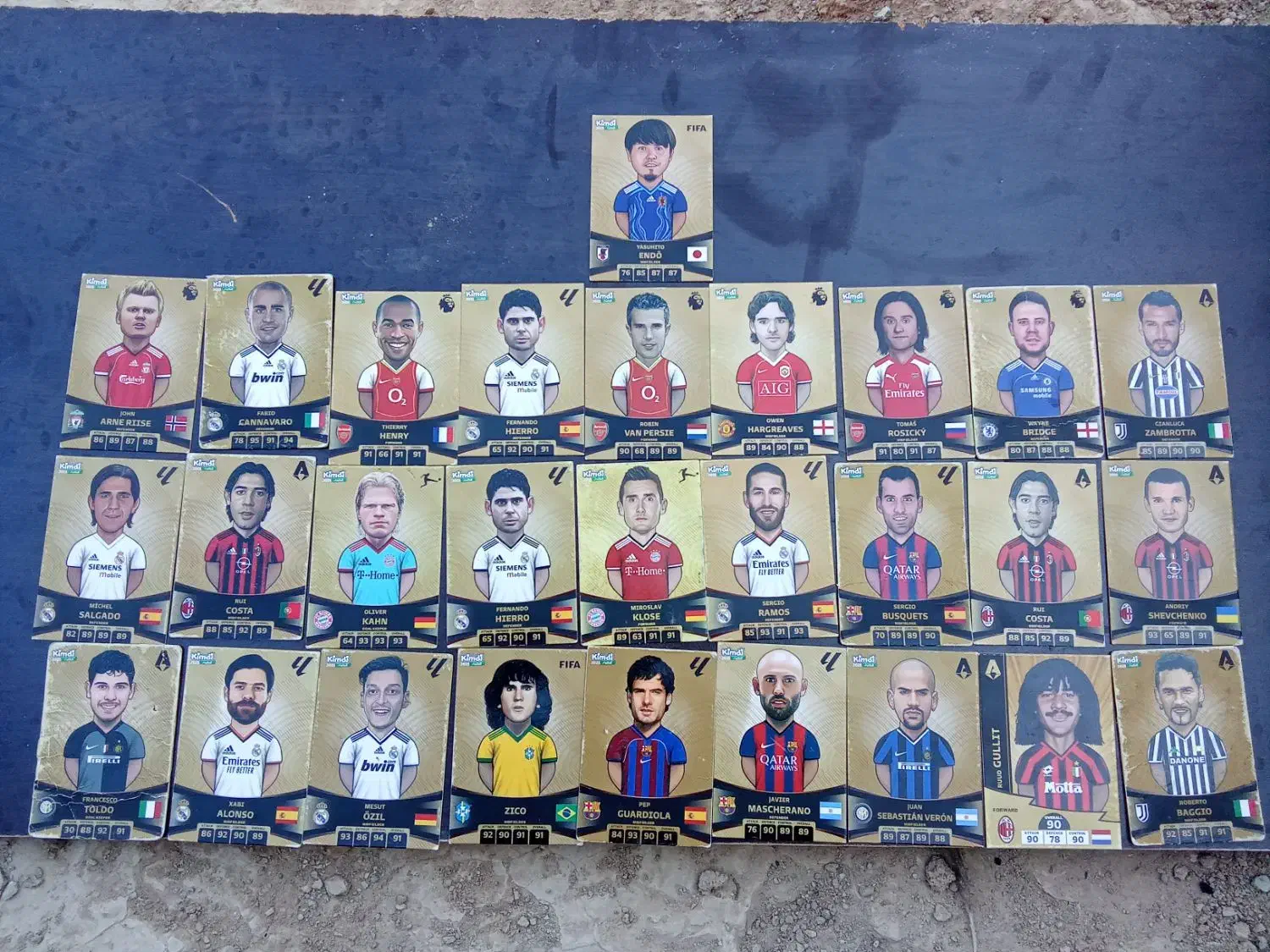 کیمدی|کلکسیون و سرگرمی|چاروسا, |دیوار