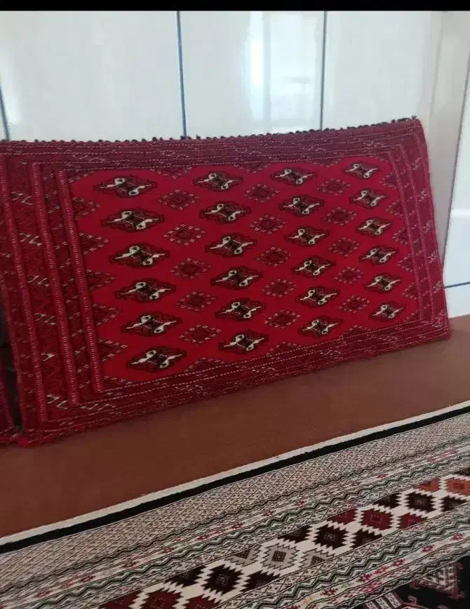 پشتی دستباف ترکمن|پشتی|مشهد, عنصری|دیوار