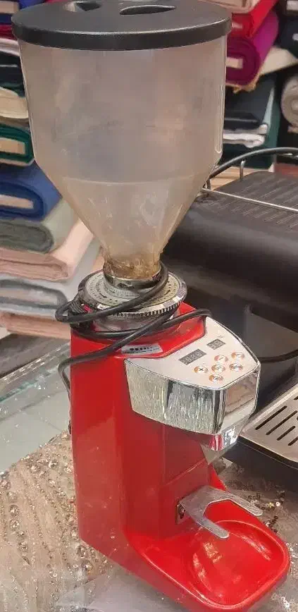 دستگاه آسیاب|کافیشاپ و رستوران|قم, ارم|دیوار