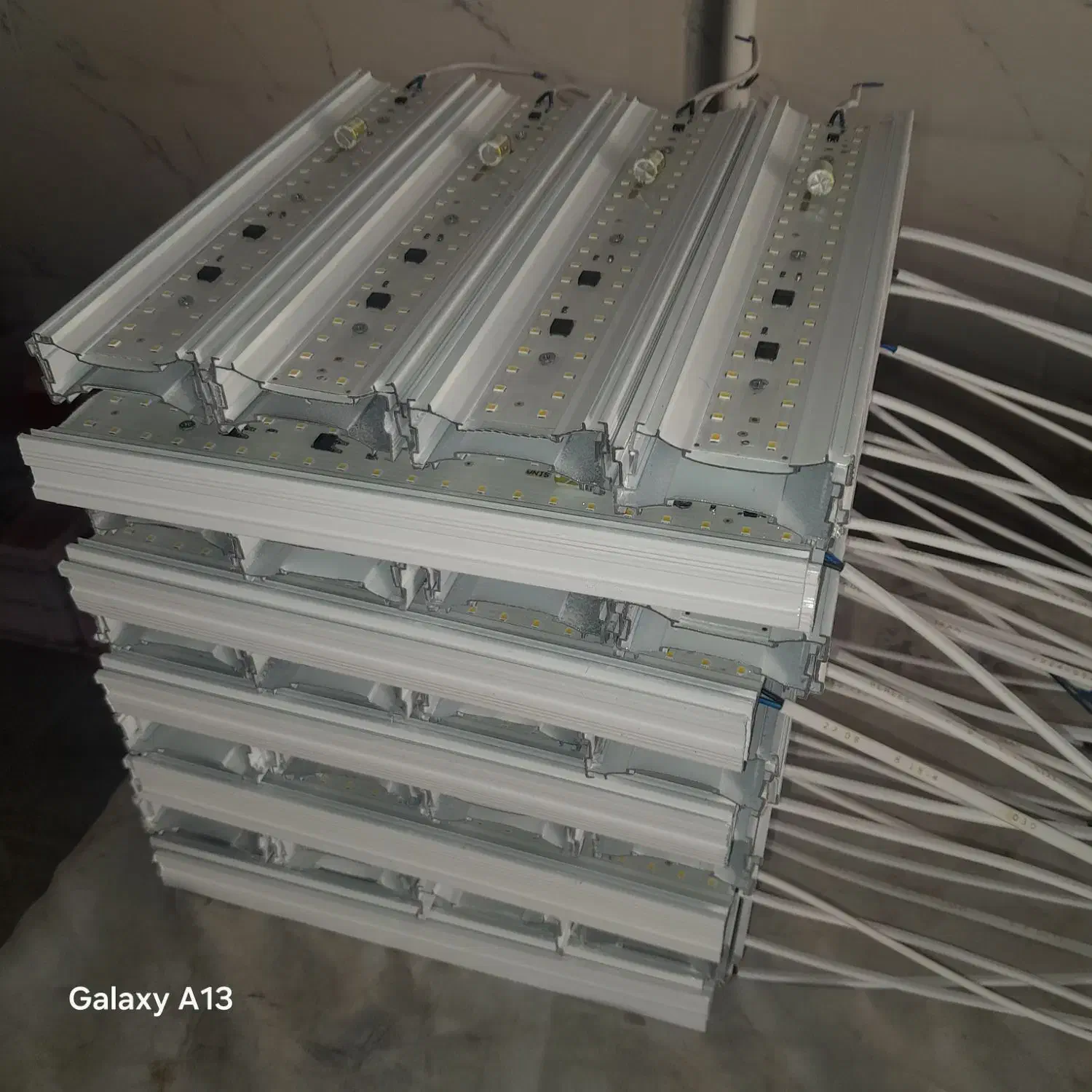 کارگر ساده خانم واقا اتباع یابازنشسته|استخدام صنعتی، فنی، مهندسی|اصفهان, قهجاورستان|دیوار