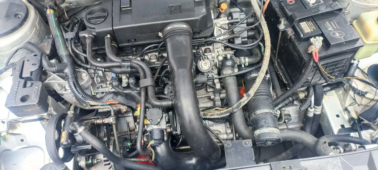 پژو پارس 84تمیز بدونه هزار تومان خرج|خودرو سواری و وانت|بروجرد, |دیوار