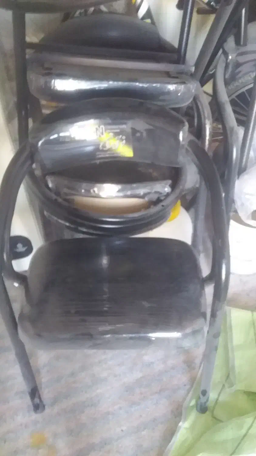 صندلی اداری|صندلی و نیمکت|تربت‌حیدریه, آغوی|دیوار