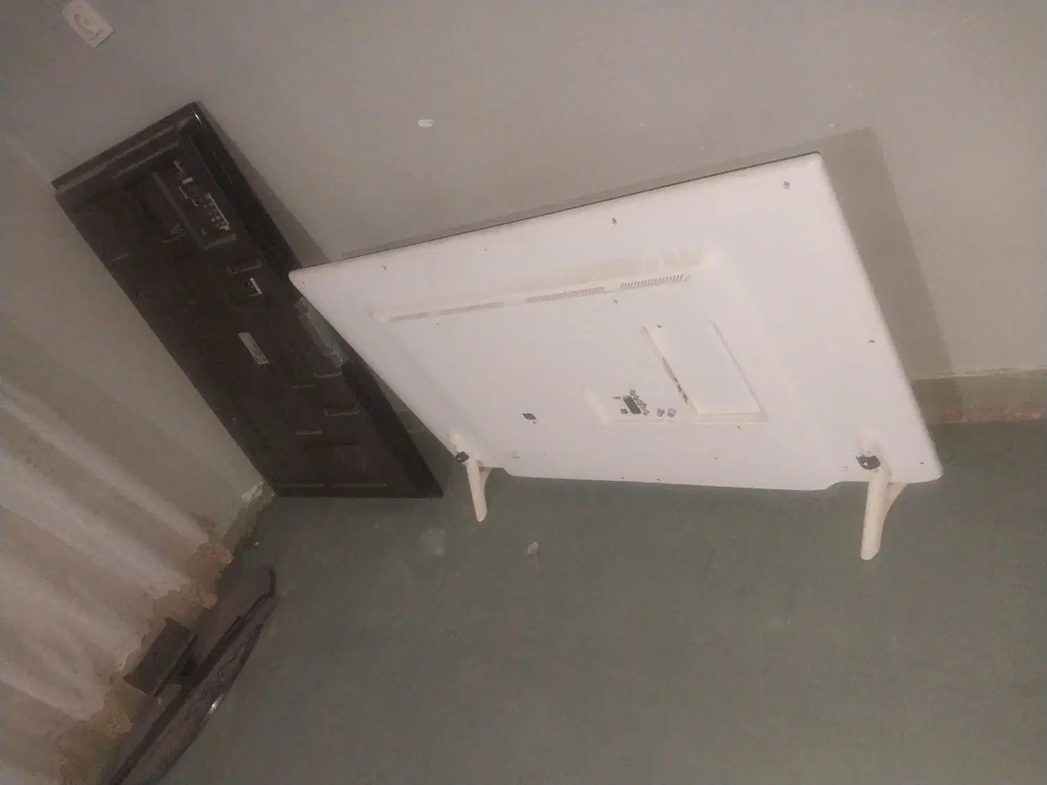 تلوزیون|تلویزیون و پروژکتور|آبادان, |دیوار