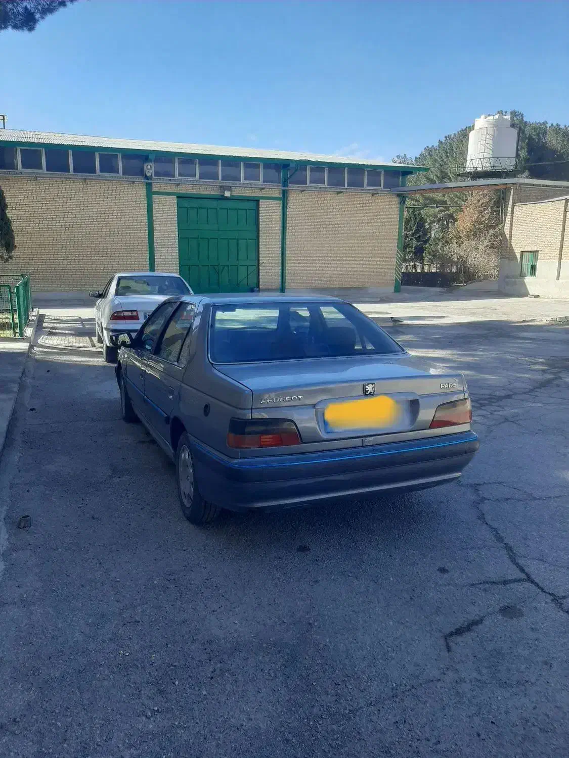 پژو پارس ۸۸ خانگی|خودرو سواری و وانت|اصفهان, جلفا|دیوار