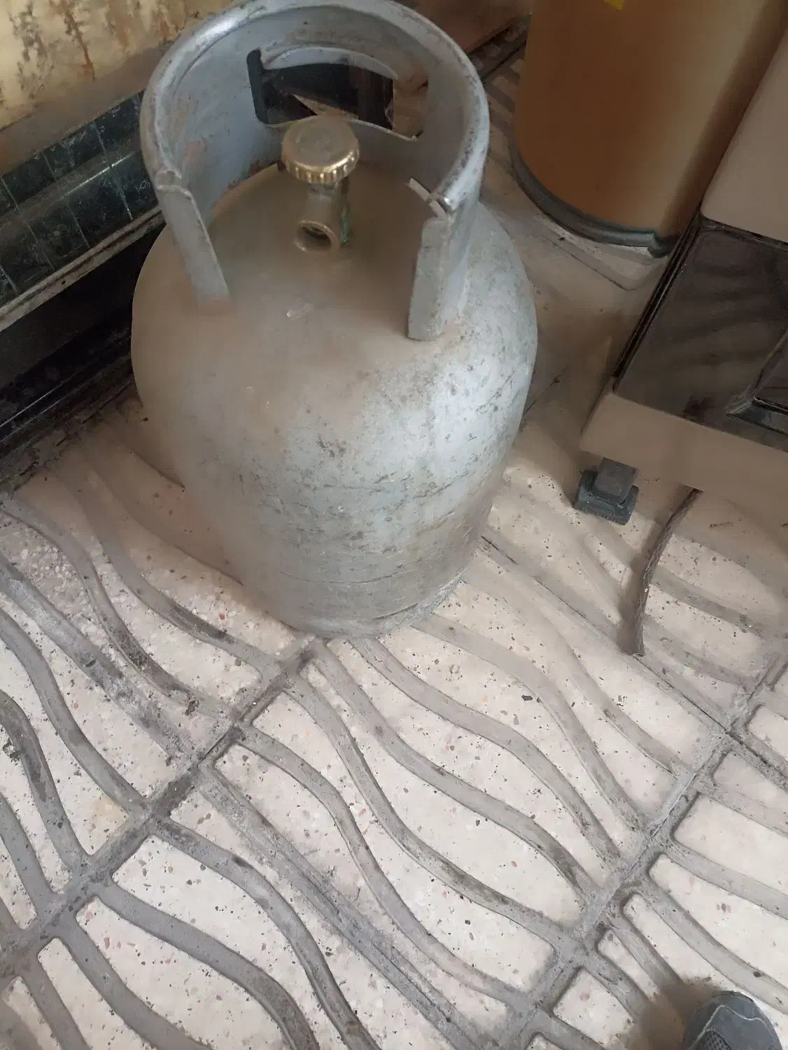 کپسول گاز بوتان|اجاق گاز و لوازم برقی پخت‌وپز|نهاوند, |دیوار