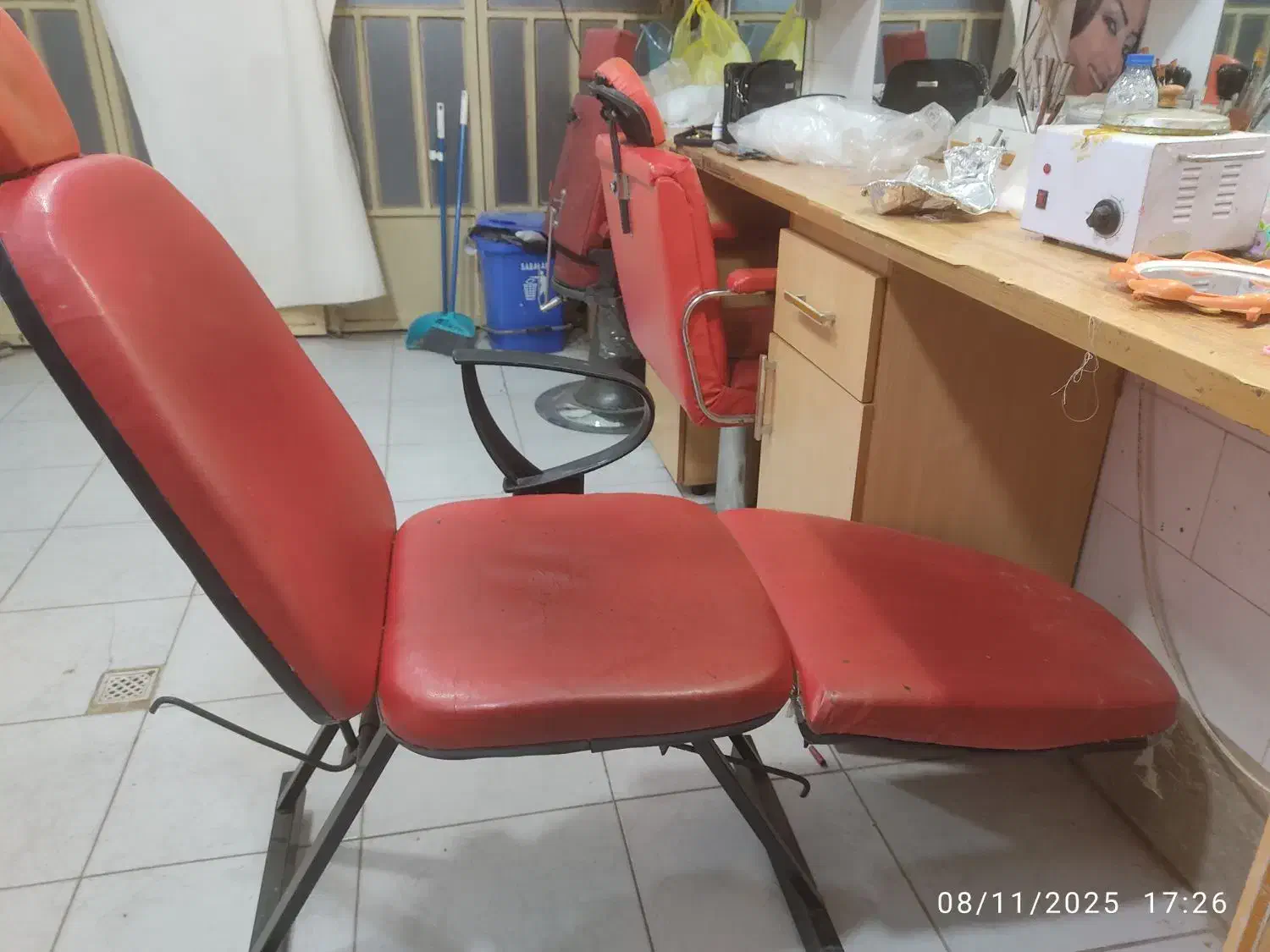 دکورآرایشگاه درحدنو|آرایشگاه و سالن‌های زیبایی|شیراز, باجگاه|دیوار