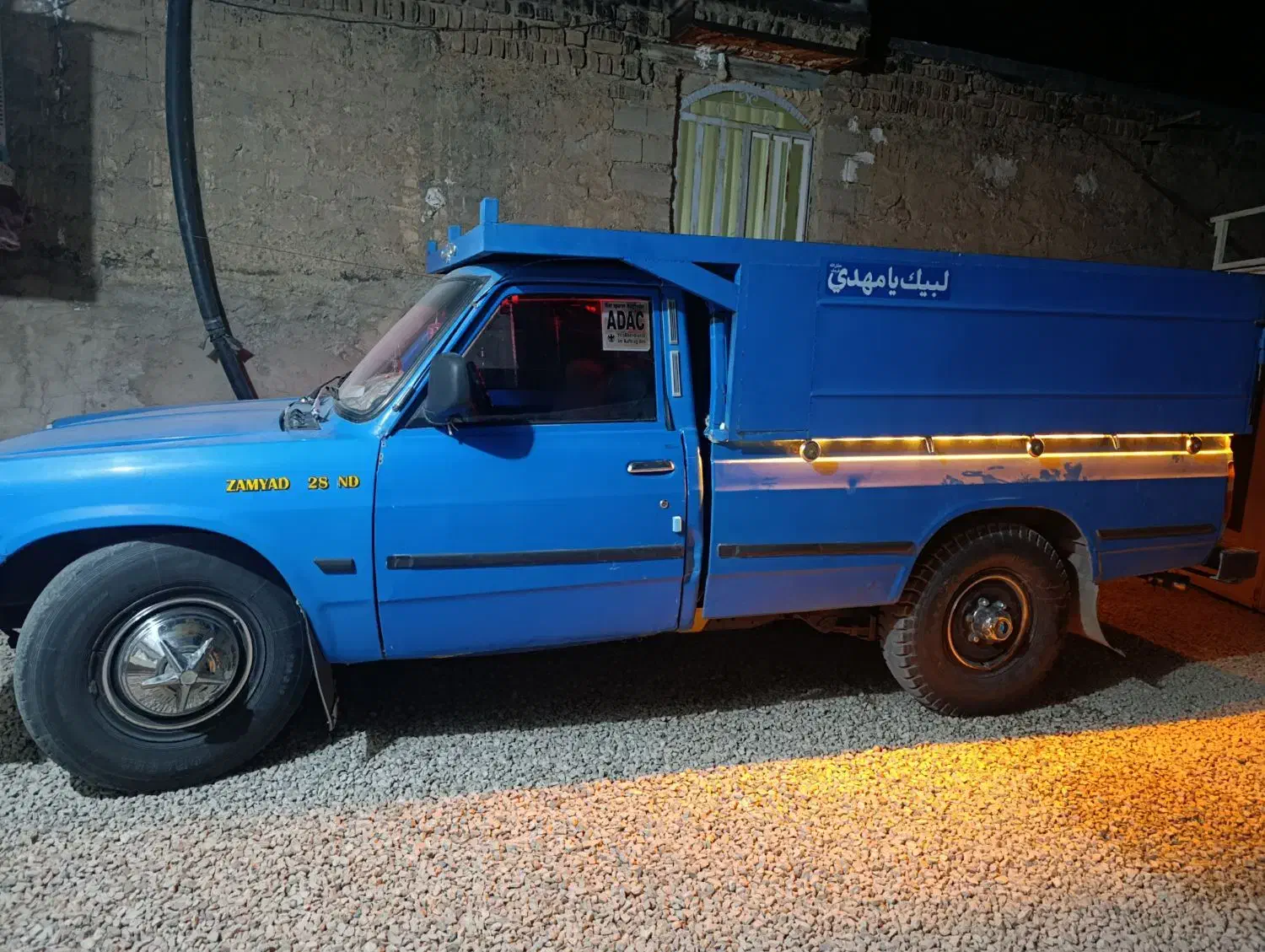 نیسان دیزل|خودرو سواری و وانت|خرم‌آباد, |دیوار