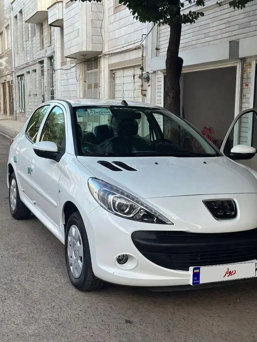 ۲۰۷ مدل ۱۴۰۲ فلز|خودرو سواری و وانت|زنجان, |دیوار