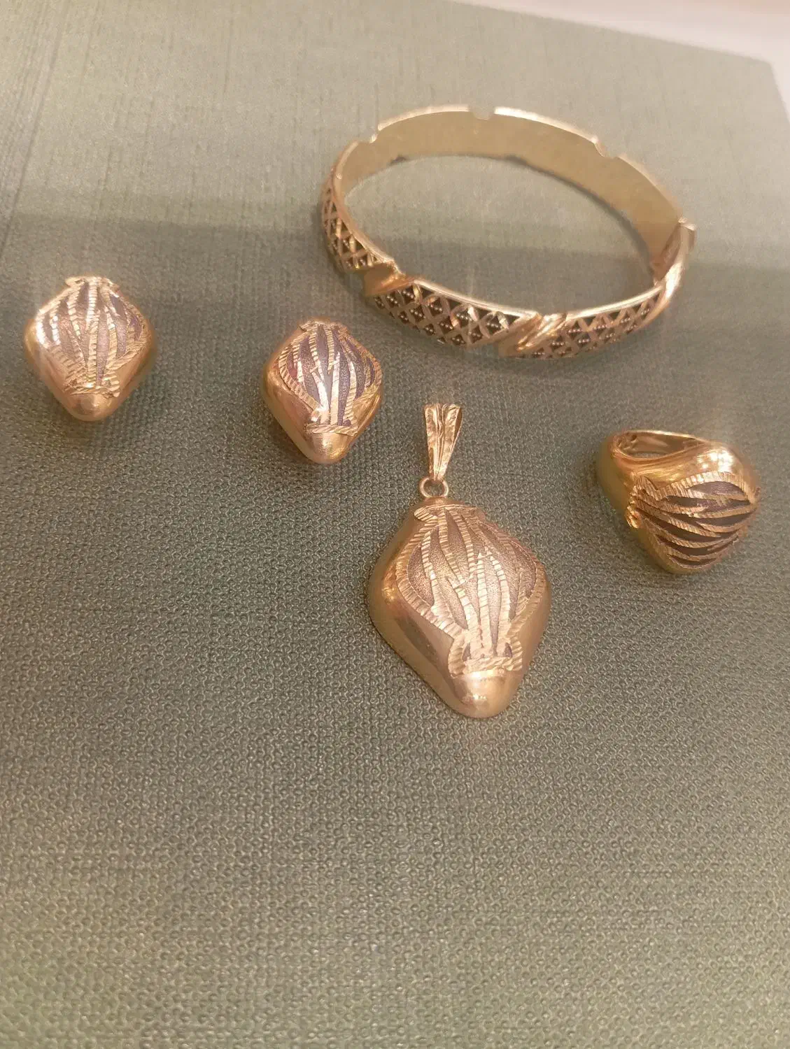 پابند|جواهرات|کرمان, |دیوار