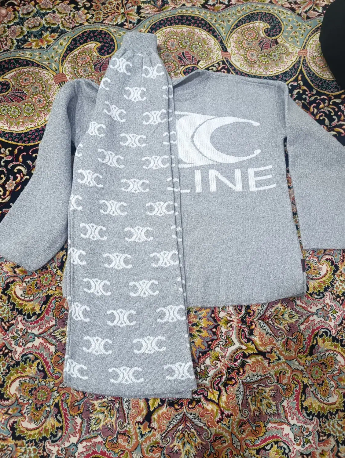 بافت|لباس|اصفهان, گرکان|دیوار