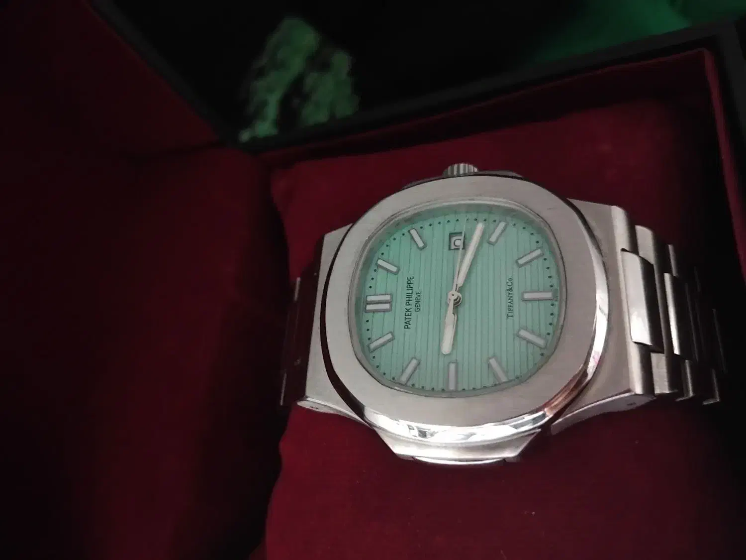 ساعت پتک فیلیپ|ساعت|قدس, شهرقدس|دیوار