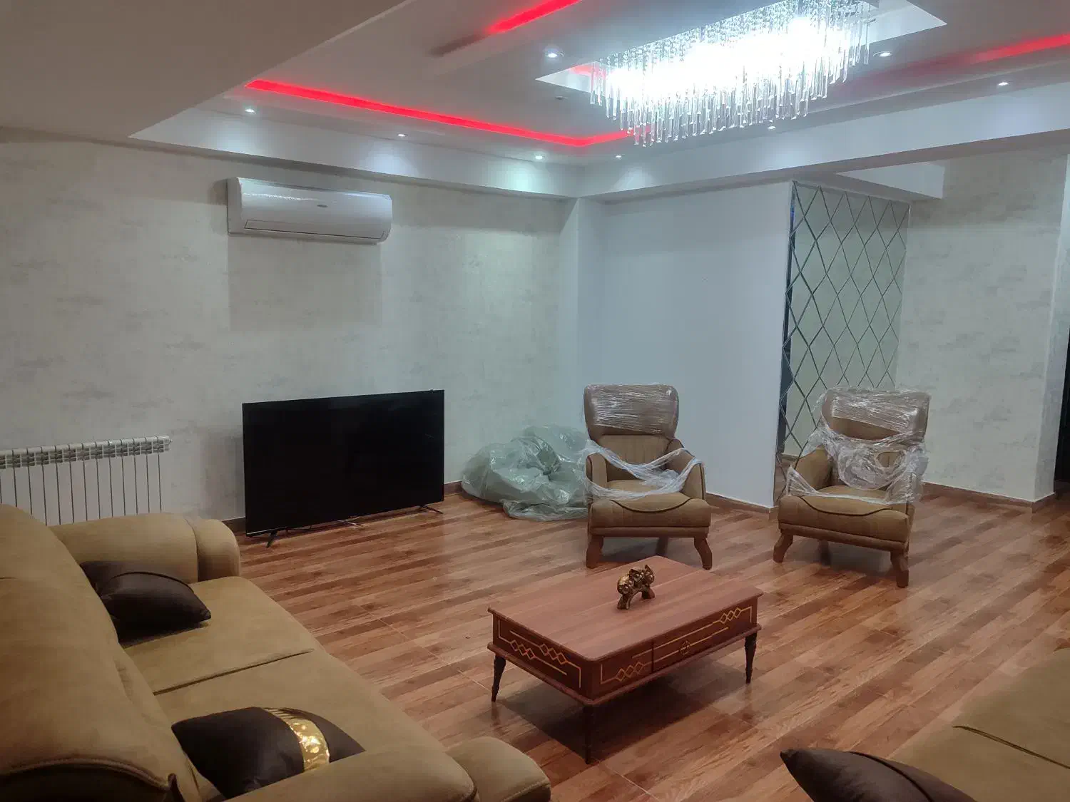 فروش واحد آپارتمانی طبقه ۴ از ۵ طبقه ۱۰ واحدی|فروش آپارتمان|رضوانشهر, |دیوار