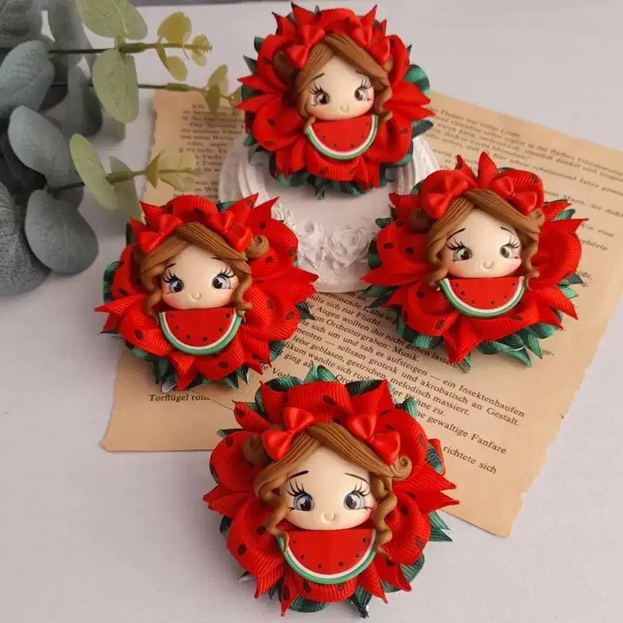 گلسر آوا|لباس|مشهد, کوشش|دیوار