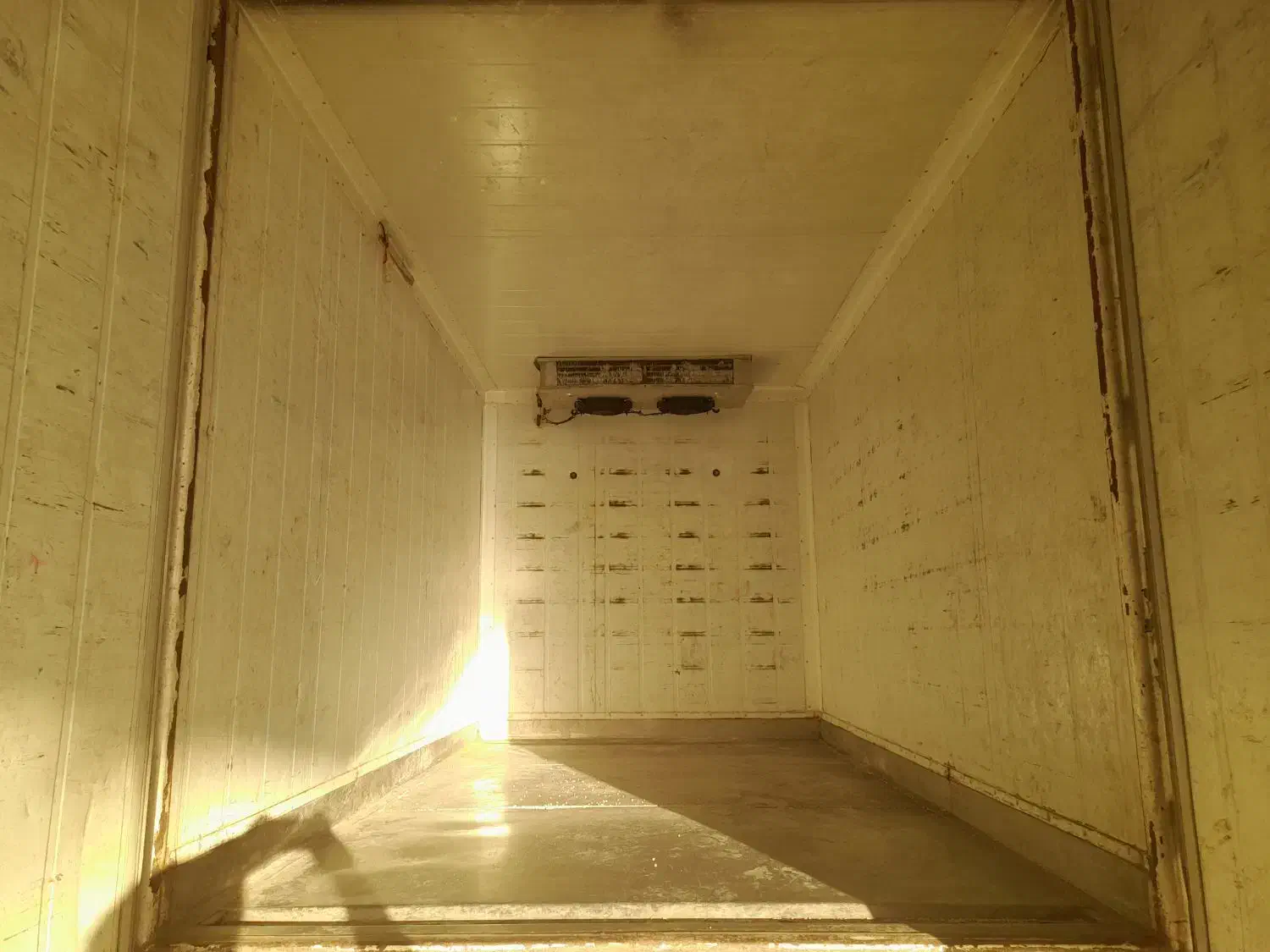 یخچال ایسوزو ۳تنی|خودرو سنگین|ابریشم, |دیوار