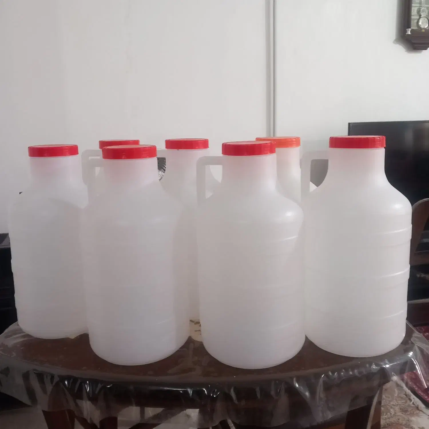 ۷ عدد دبه ۱۰/۵لیتری نو|ظروف نگهدارنده، پلاستیکی، یک‌بارمصرف|ملایر, |دیوار