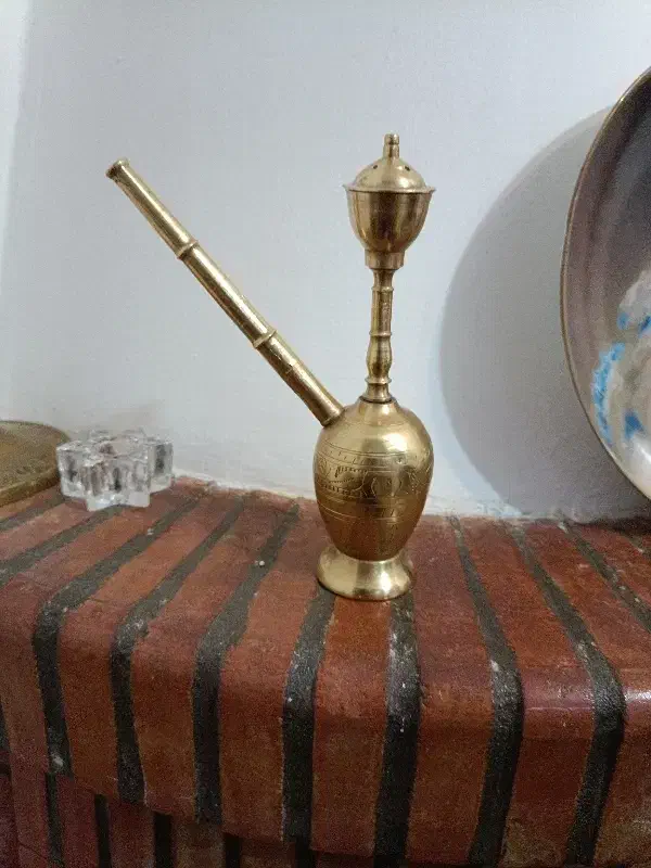 قلیان برنجی قدیمی|کلکسیون سکه، تمبر، اسکناس|رشت, سعدی (تختی)|دیوار