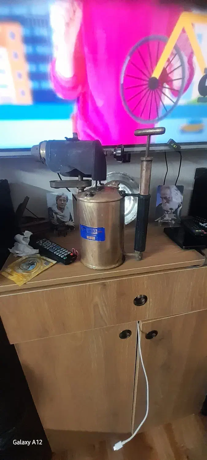 پریموس کاملا نو|کلکسیون اشیاء عتیقه|سمنان, |دیوار