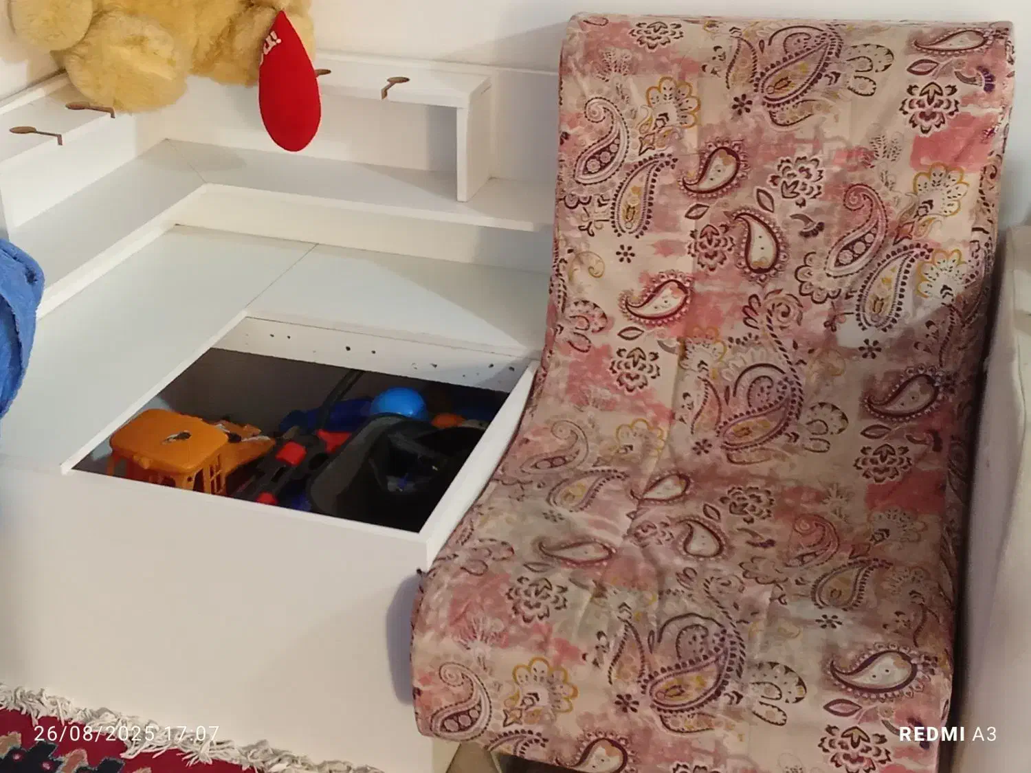 مبلمان|مبلمان خانگی و میز عسلی|قرچک, مجتمع مسکونی طبیعت|دیوار