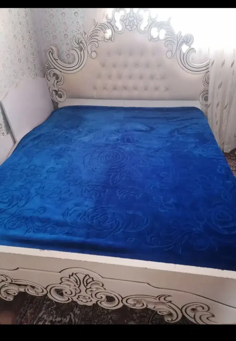 تخت و دروار یا میز آرایش|تخت و سرویس خواب|چناران, |دیوار