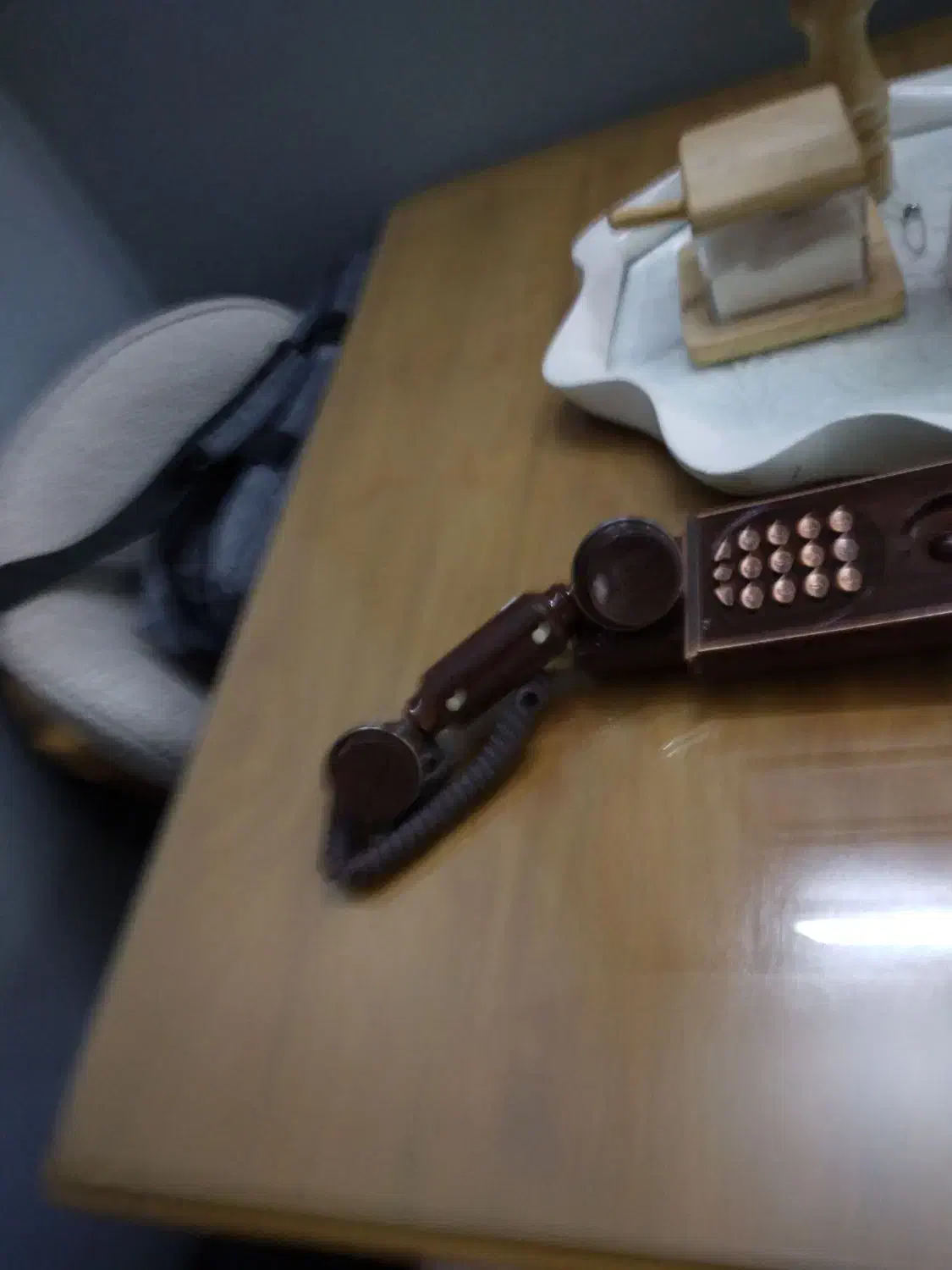 تلفن قدیمی|کلکسیون اشیاء عتیقه|تهران, دبستان|دیوار