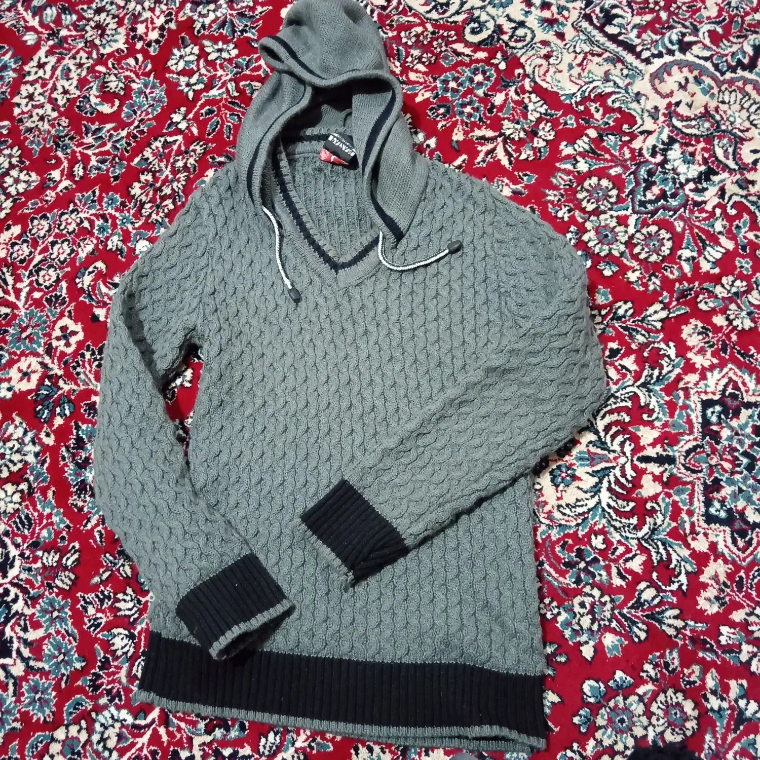 لباس گرم مردانه کلاهدار در حد نو|لباس|زرند, |دیوار