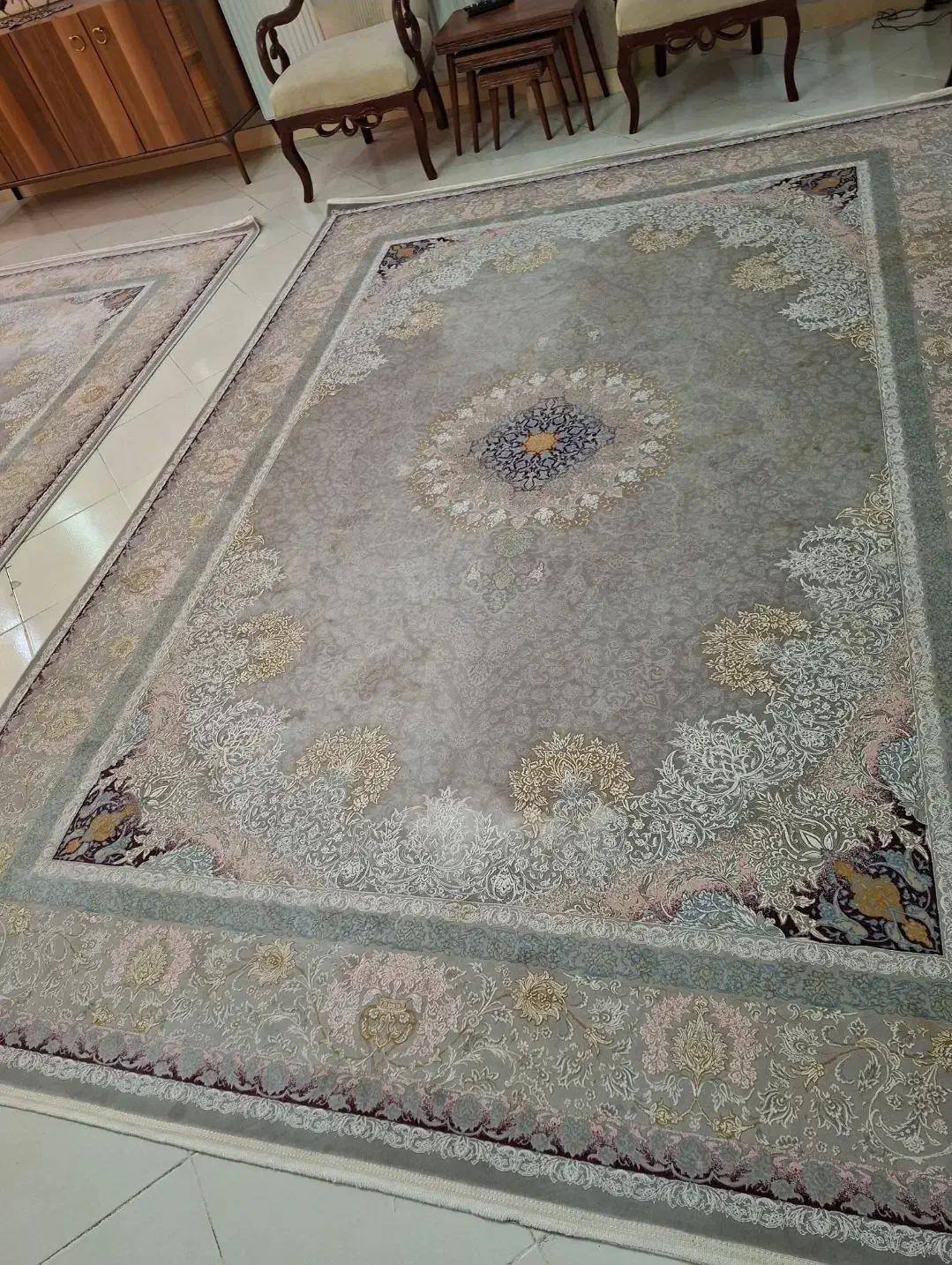 ۲تخته فرش۹متری ویک کناره۱۲۰۰شانه نقره ای درحدآکبند|فرش|کرج, فاز ۱ مهرشهر|دیوار