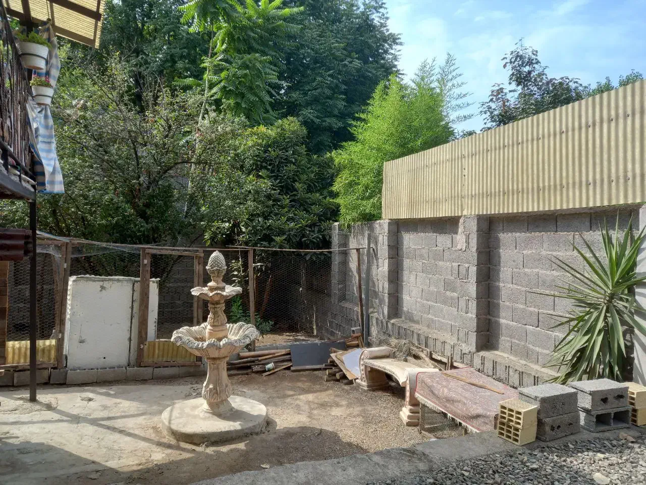 ویلایی حیاط دار مسکونی.کارگاه.انبار.تولیدی.پرورشی|فروش خانه و ویلا|رشت, آب و برق|دیوار