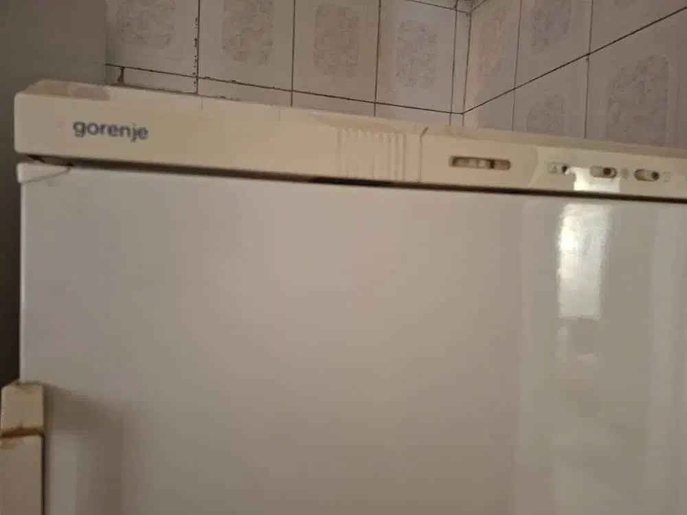 فریزر خارجی  با برندGorengi در حال کار|یخچال و فریزر|اصفهان, هوانیروز|دیوار