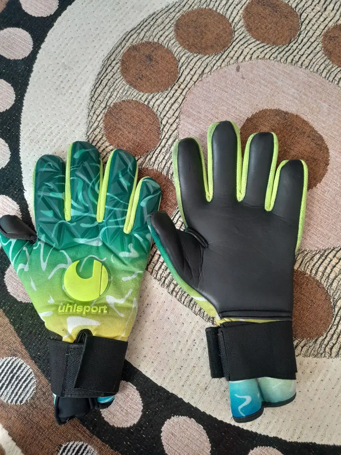 دستکش دربازبانی|ورزش‌های توپی|یاسوج, |دیوار