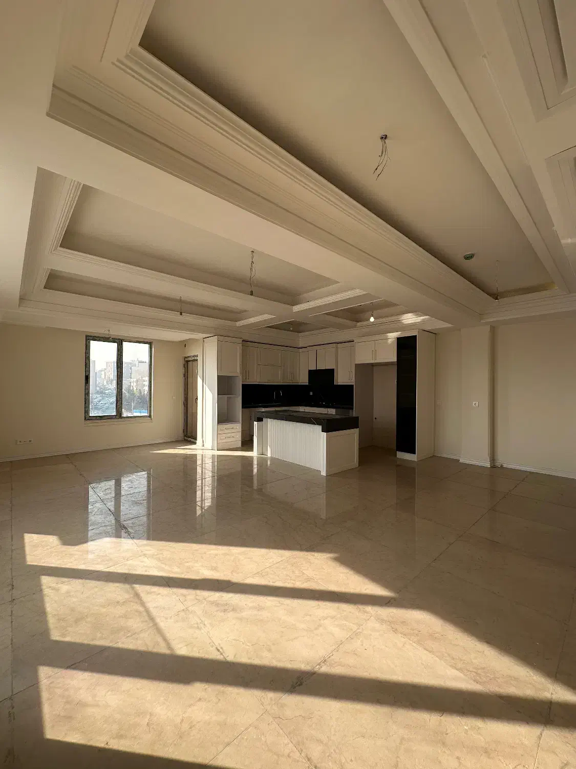 120متر 2خواب/ولنجک/فول مشاعات/حتی مجرد