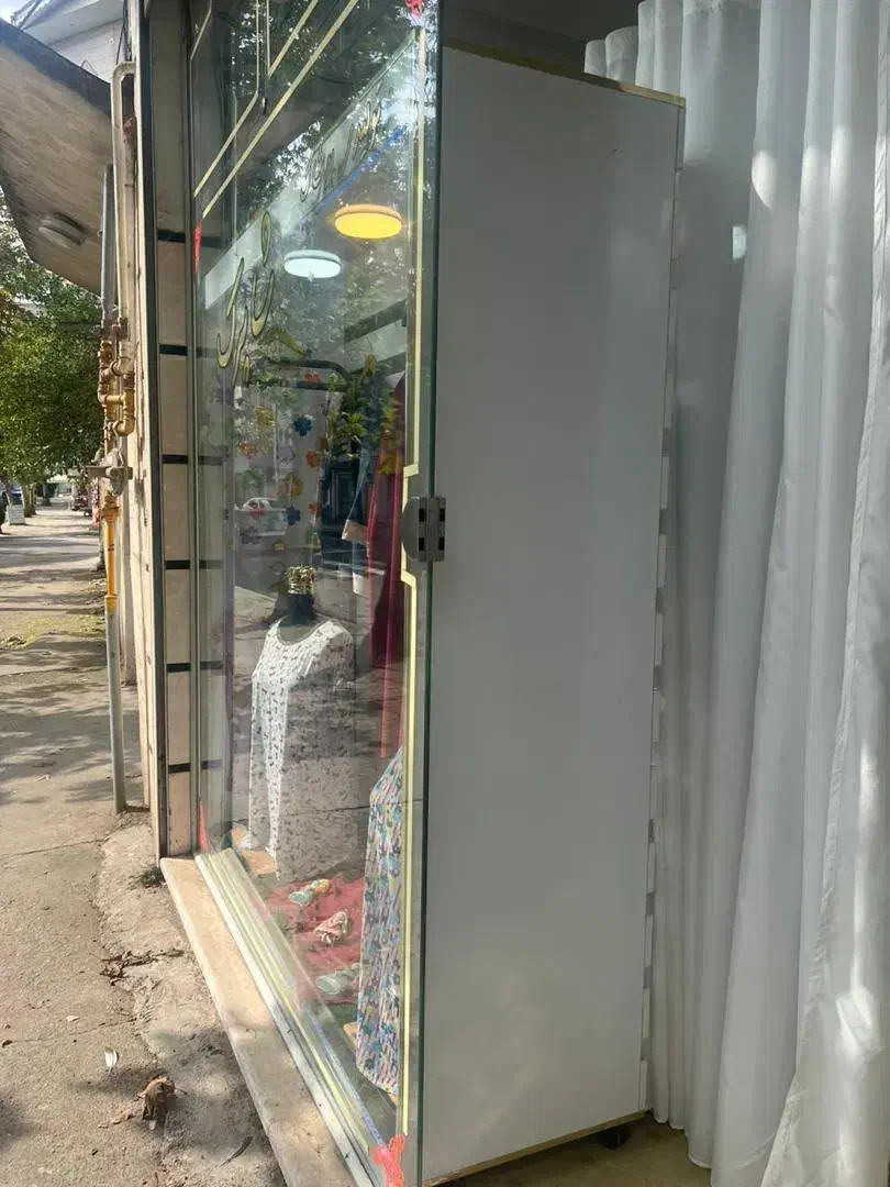 ویترین بوتیک|فروشگاه و مغازه|فومن, |دیوار