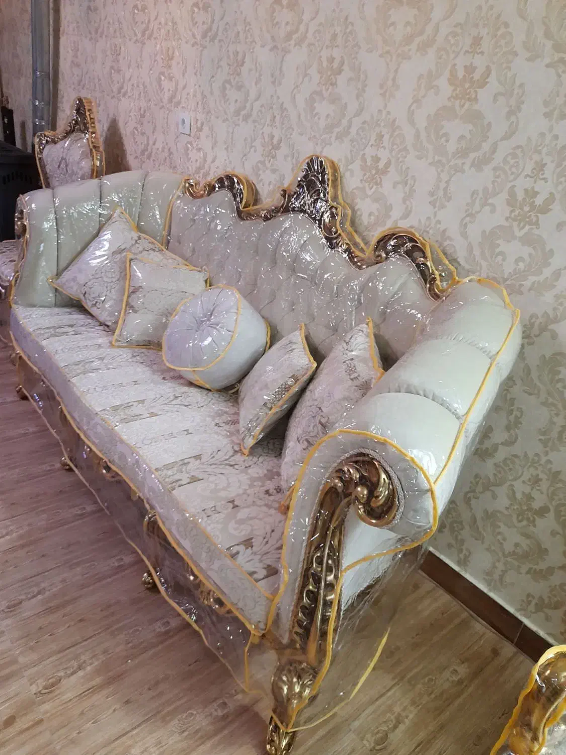 تولید کاور مبل|مبلمان خانگی و میز عسلی|شهریار, شهریار|دیوار