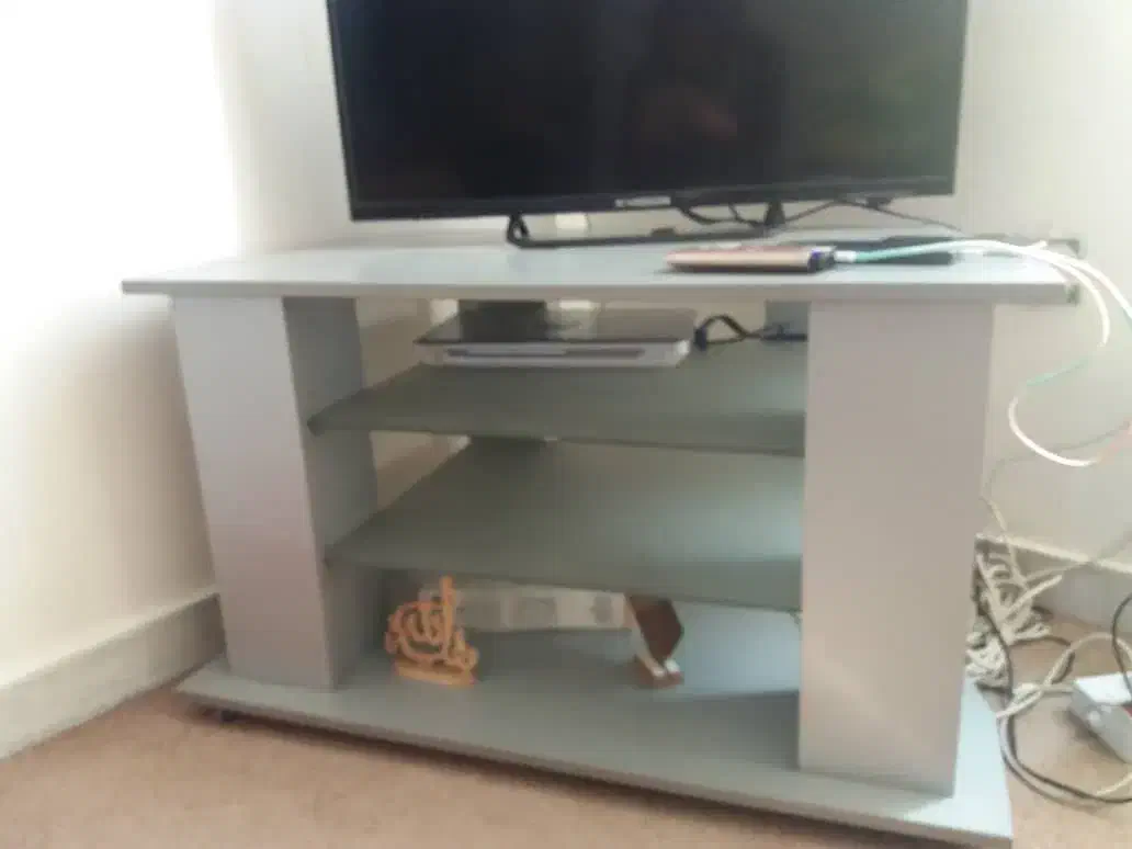 میزتلو|میز تلویزیون|تهران, هاشمی|دیوار