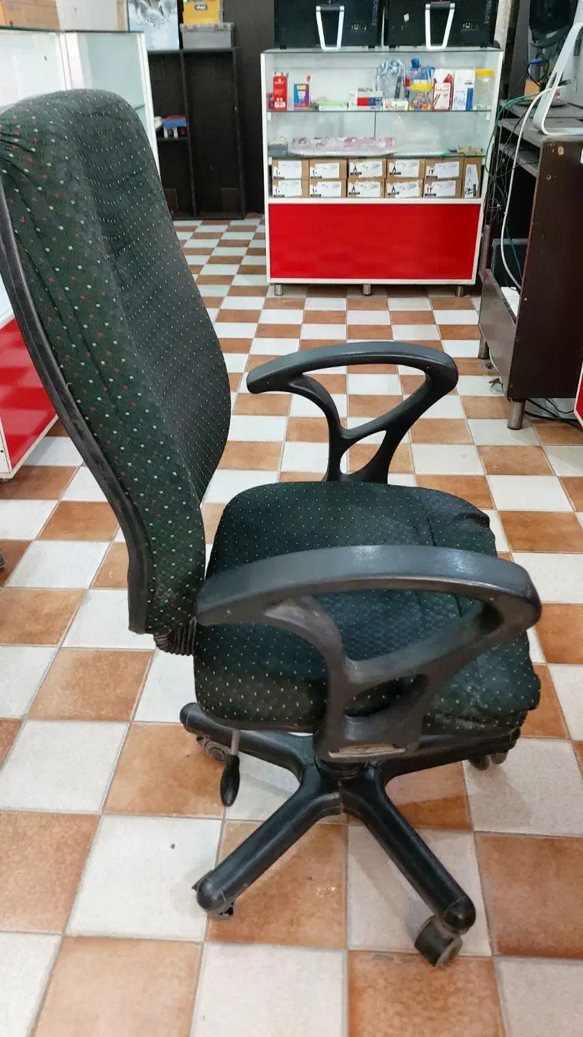 صندلی|مبلمان اداری|یزد, |دیوار