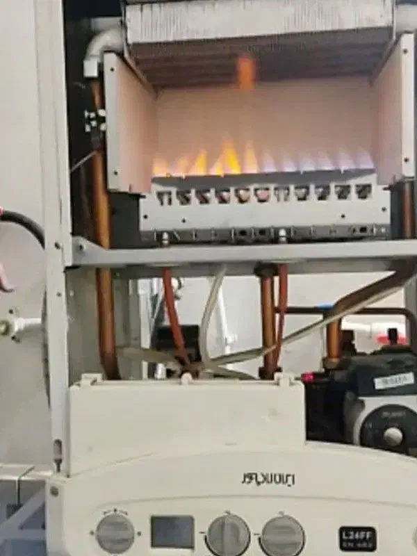 سرویس کامل پکیج و رفع عیب|آبگرمکن، پکیج، شوفاژ|مشهد, رضاشهر|دیوار