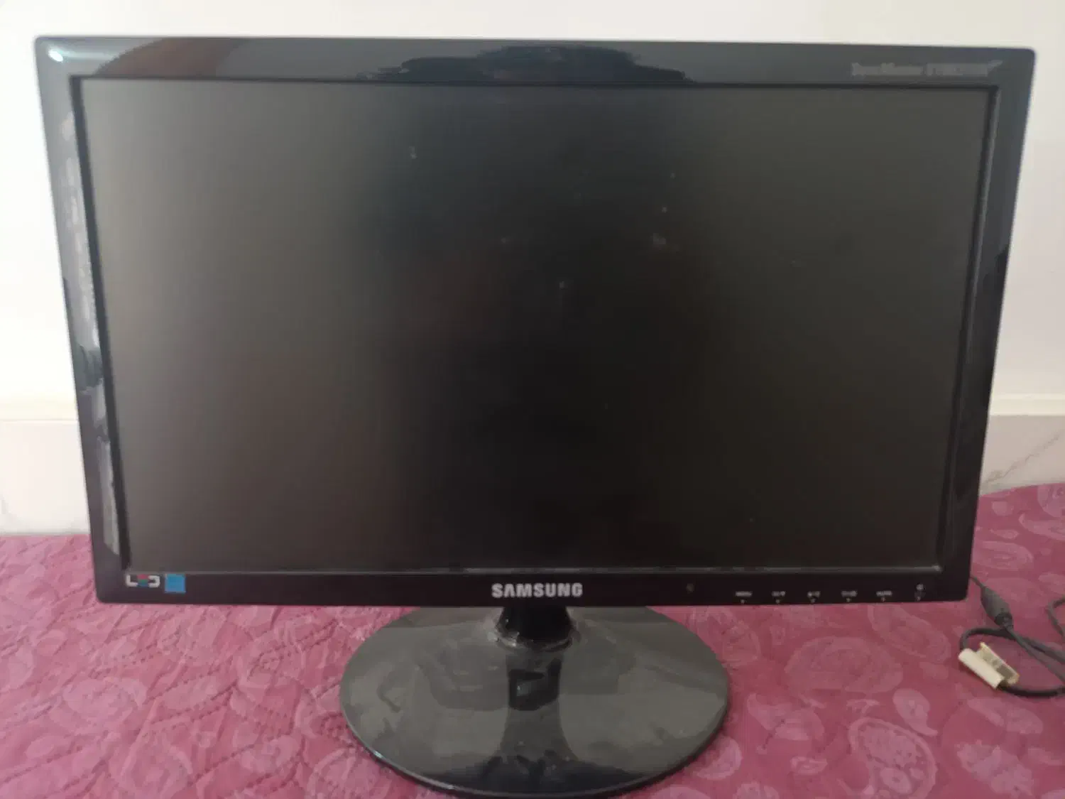 مانیتور سامسونگ ۱۹اینچ|قطعات و لوازم جانبی رایانه|چهاردانگه (تهران), |دیوار