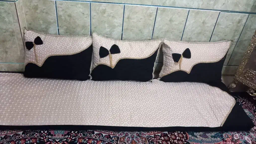 رویه بالش و پشتی|رختخواب، بالش، پتو|لردگان, |دیوار