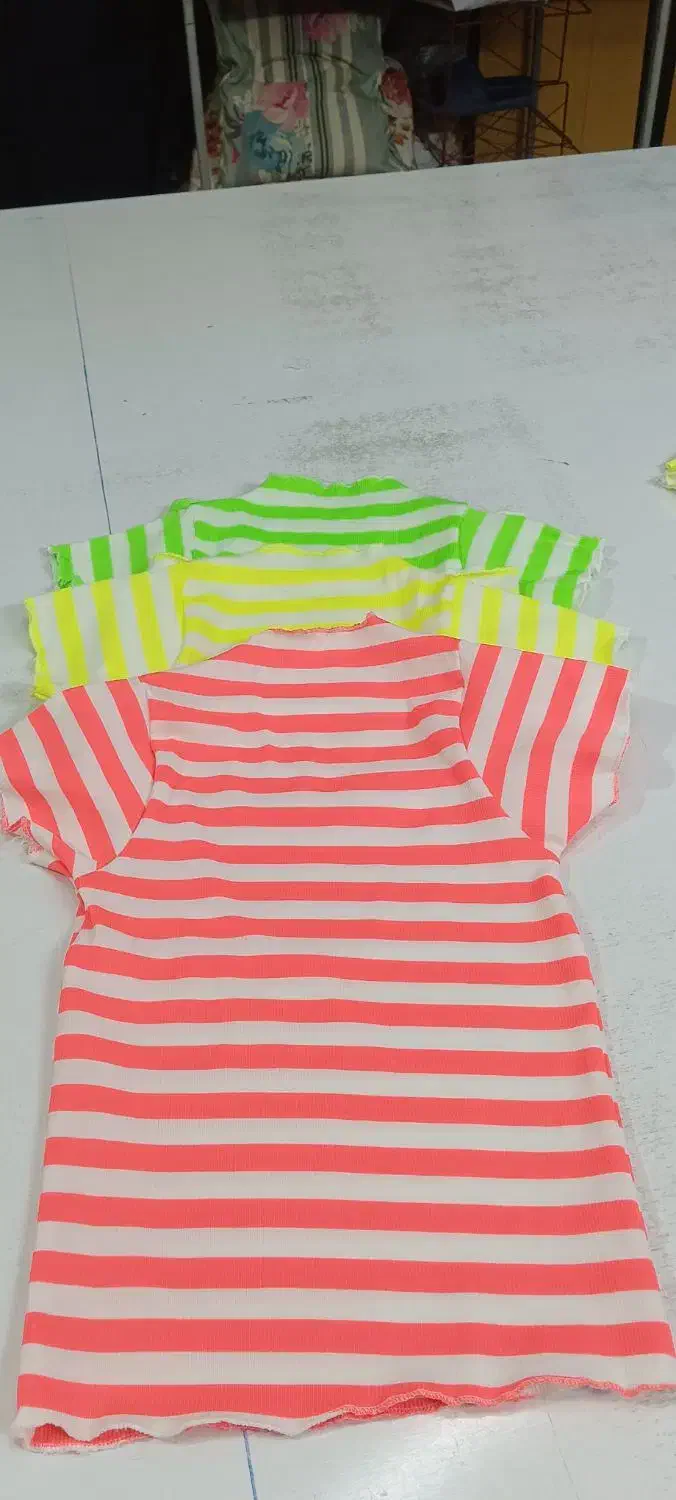 تاپ،تی شرت،کراپ شبرنگی|لباس|اندیشه, اندیشه فاز ۳|دیوار