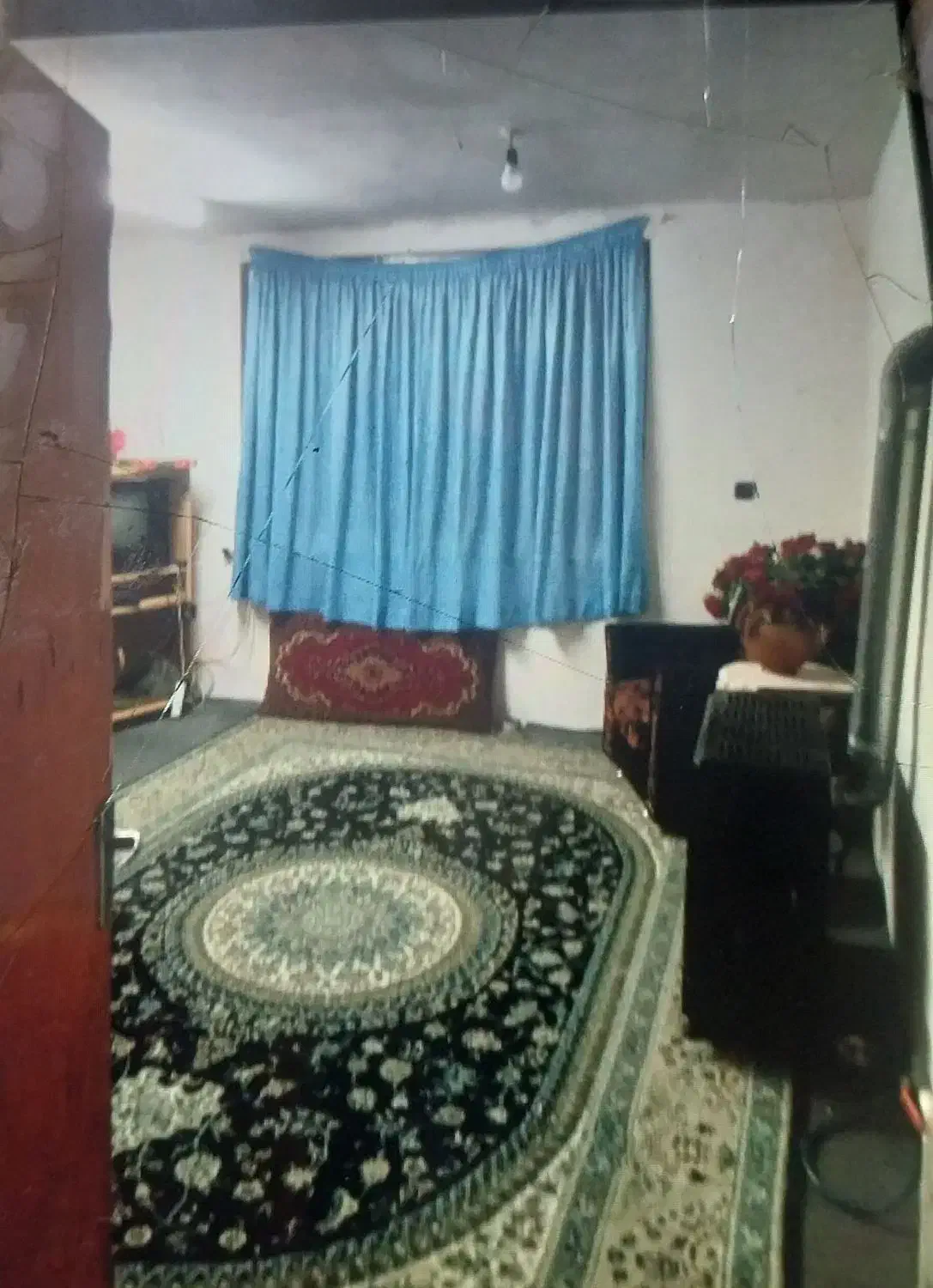 اجاره یا رهن منزل مسکونی ویلایی|اجارهٔ خانه و ویلا|رشت, آب و برق|دیوار