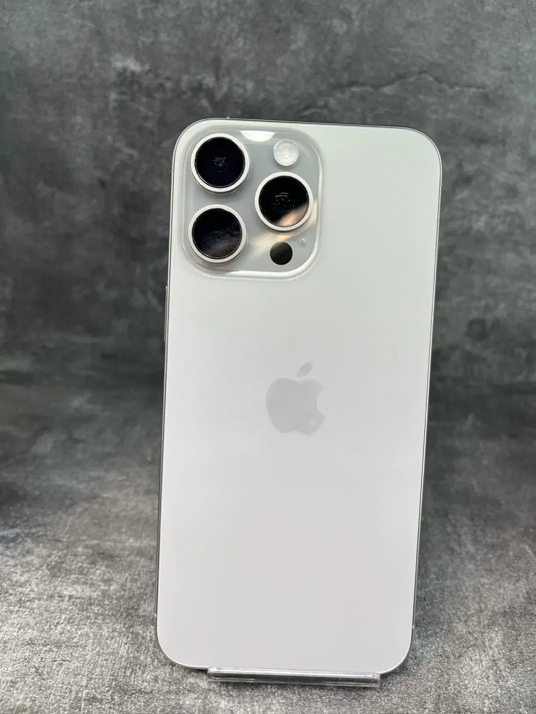 ایفون ۱۵ پرو مکس ۲۵۶ از دمقسط بدون پیش پرداخت|موبایل|اصفهان, مفتح|دیوار