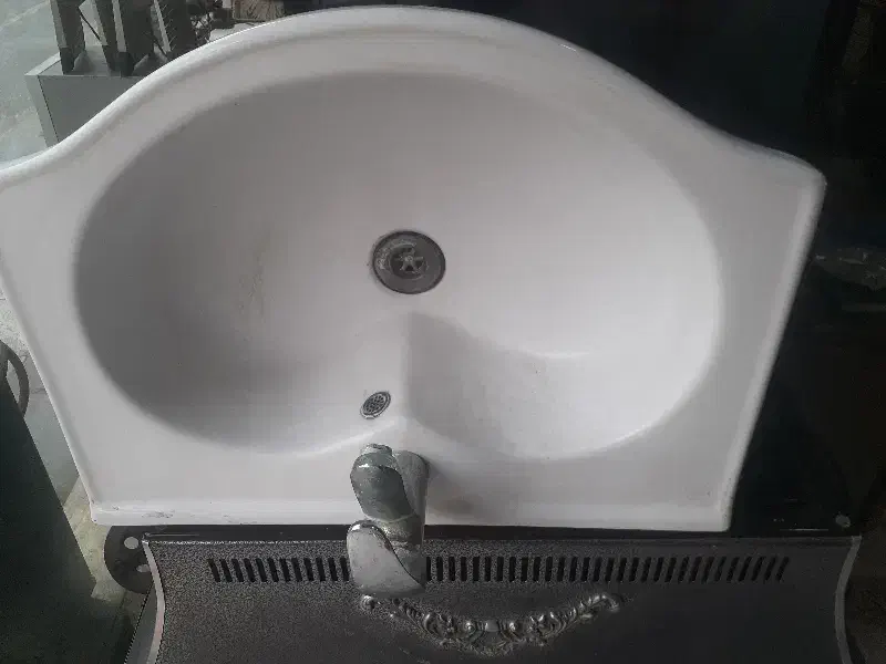 روشویی سرامیکی|لوازم سرویس بهداشتی|پاکدشت, خاتون آباد|دیوار