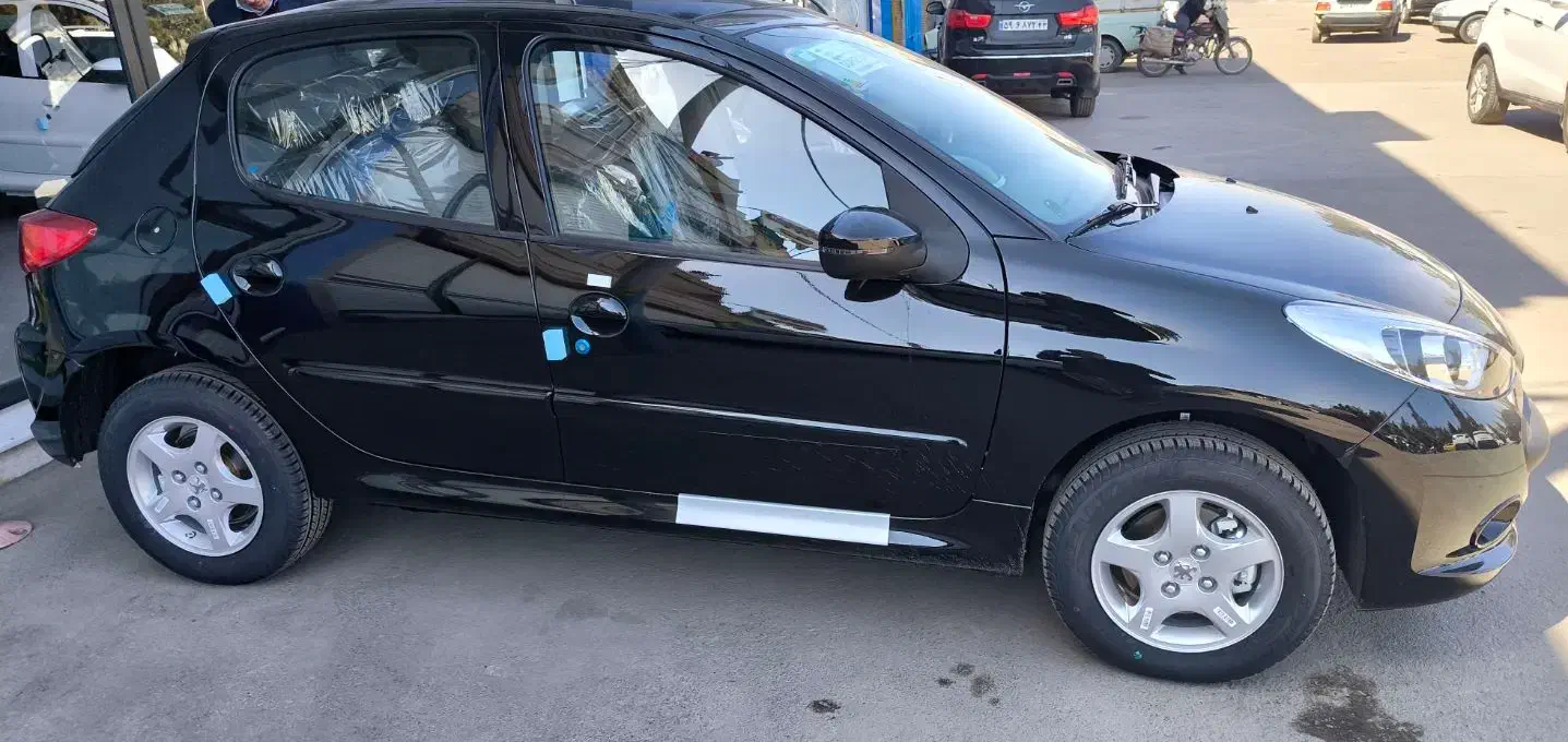 207 پانا اتوماتیک 1404 صفر|خودرو سواری و وانت|کاشان, فین کوچک|دیوار