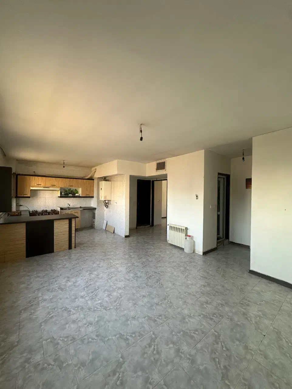 دسترسی آسان به مترو دوخواب|فروش آپارتمان|هشتگرد, شهرک بوستان|دیوار