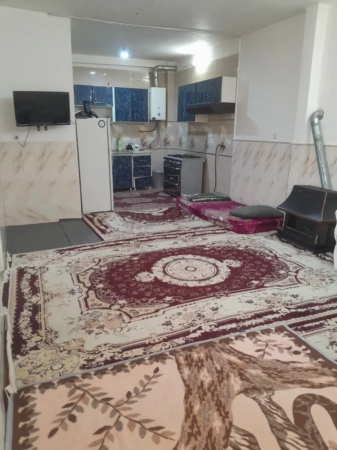 سوئیت منزل با پارکینگ در پیامبر اعظم|اجارهٔ کوتاه‌مدت آپارتمان و سوئیت|قم, انسجام|دیوار