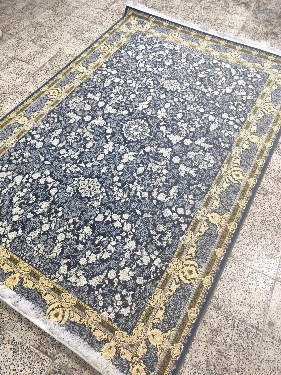 چهار تختە فرش ۶ متری آکبند|فرش|مهاباد (آذربایجان غربی), |دیوار