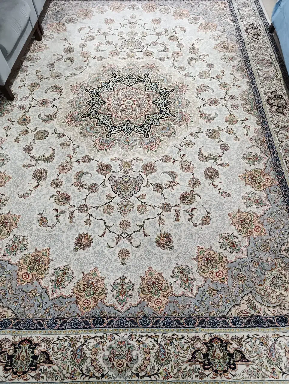 دو عدد فرش|فرش|دزفول, |دیوار