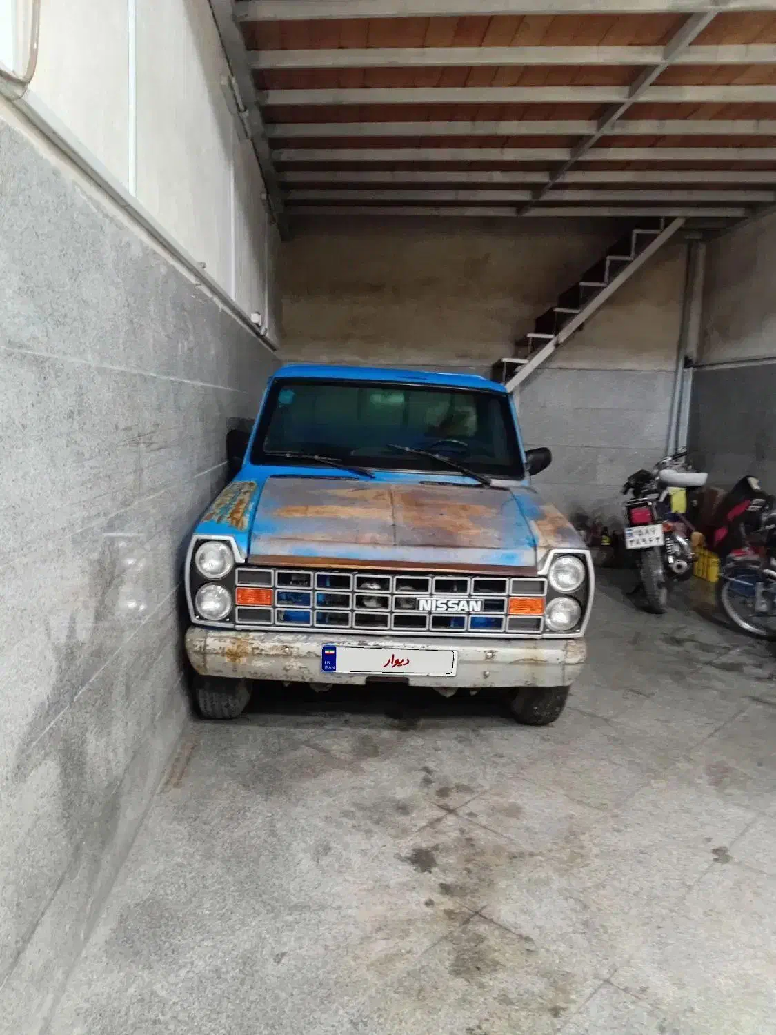نیسان مدل ۸۱ دوگانه دست|خودرو سواری و وانت|ساری, |دیوار