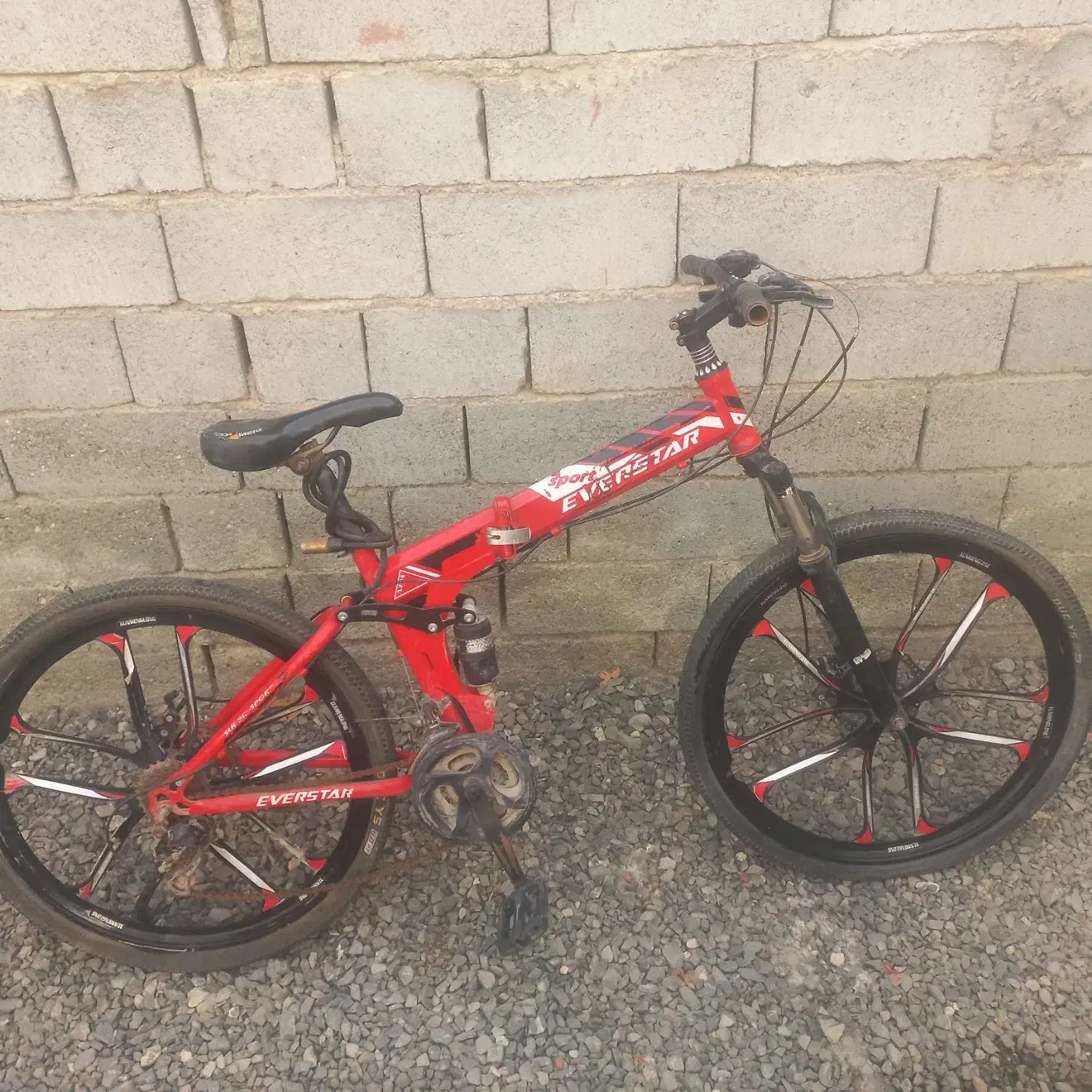 دوچرخه 26 تاشو رینگ اسپرت دوتا کمک فنر داره تمیز.|دوچرخه، اسکیت، اسکوتر|کهنوج, |دیوار