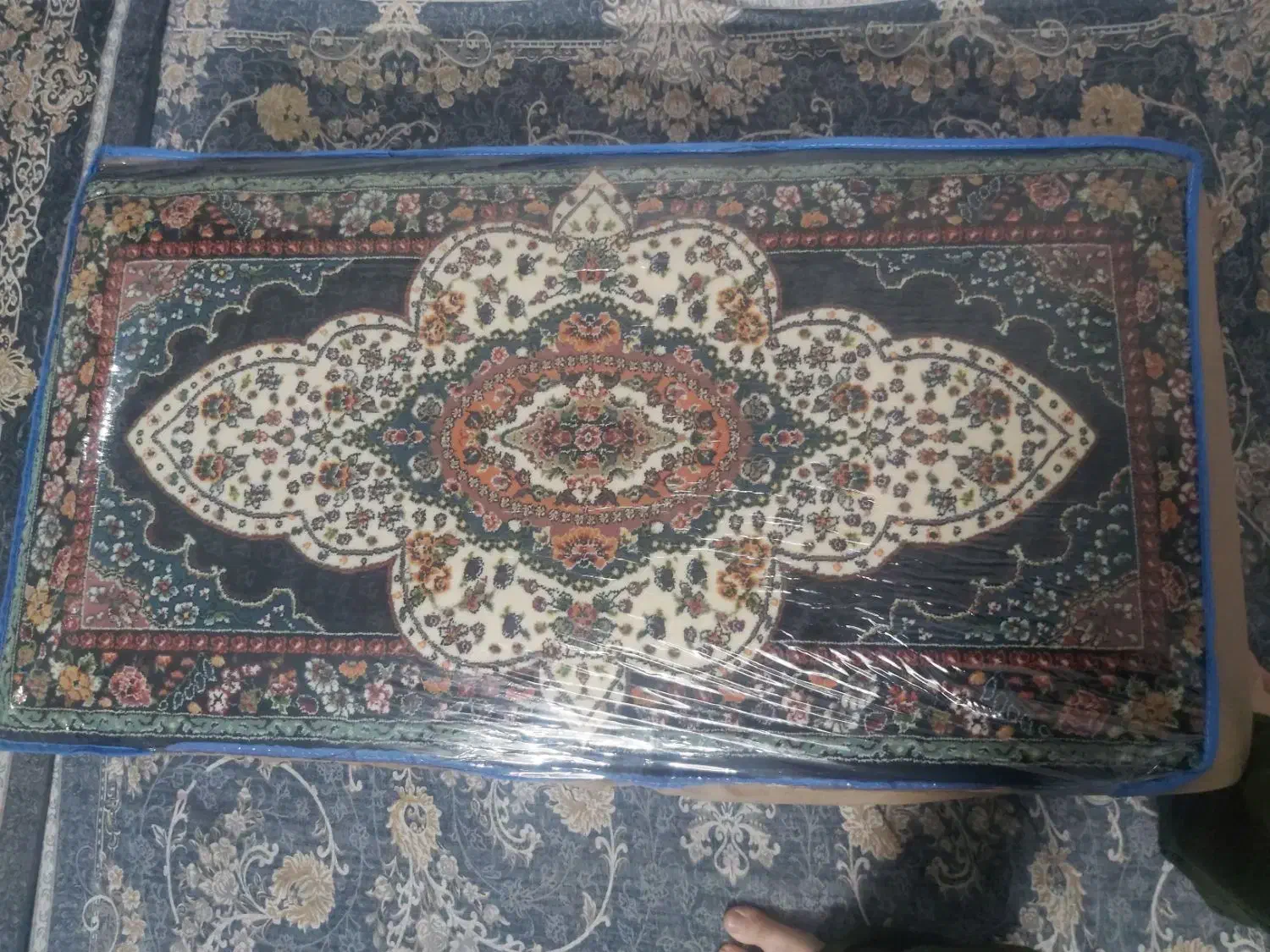 ۲ جفت پشتی|پشتی|قرچک, شهرک طلائیه|دیوار